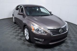 Used 2014 Nissan Altima SV in Matthews, North Carolina