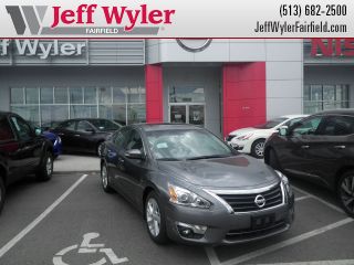 Used 2015 Nissan Altima SV in Fairfield, Ohio