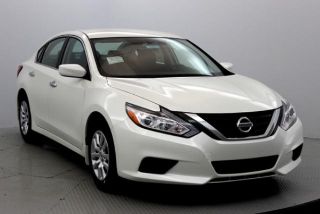 Used 2016 Nissan Altima in Indianapolis, Indiana