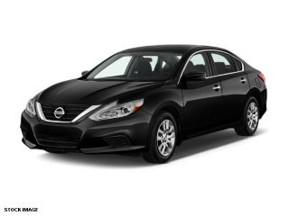 Used 2016 Nissan Altima S in Los Angeles, California