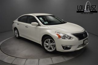 Used 2015 Nissan Altima SV in Saint Louis, Missouri