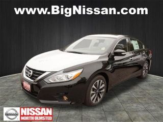 Used 2017 Nissan Altima SV in North Olmsted, Ohio