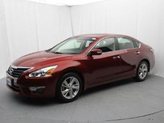 Used 2013 Nissan Altima in Laurel, Maryland
