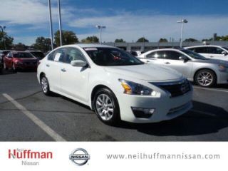 Used 2015 Nissan Altima S in Louisville, Kentucky