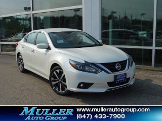Used 2016 Nissan Altima SR in Highland Park, Illinois