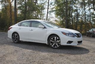 Used 2018 Nissan Altima SR in Waldorf, Maryland
