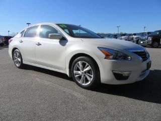 Used 2013 Nissan Altima SV in Smithfield, North Carolina