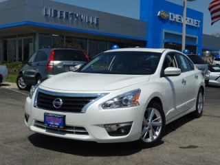 Used 2015 Nissan Altima SL in Libertyville, Illinois