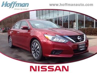 Used 2017 Nissan Altima SV in West Simsbury, Connecticut