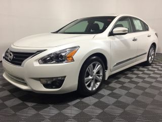Used 2015 Nissan Altima SL in Keyport, New Jersey