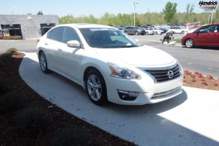 Used 2015 Nissan Altima SV in Concord, North Carolina