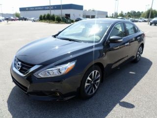 Used 2016 Nissan Altima SV in Auburn, Alabama