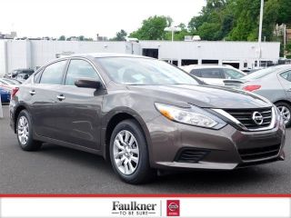 Used 2016 Nissan Altima S in Jenkintown, Pennsylvania