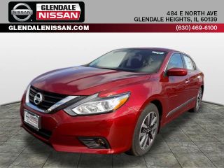 Used 2017 Nissan Altima SV in Glendale Heights, Illinois