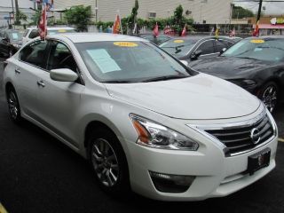 Used 2015 Nissan Altima S in Middle Village, New York
