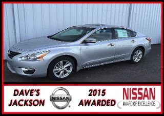 Used 2015 Nissan Altima in Jackson, Michigan