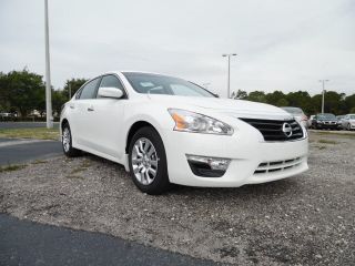 Used 2015 Nissan Altima S in Fort Pierce, Florida