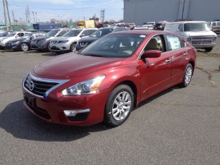 Used 2015 Nissan Altima S in Baltimore, Maryland