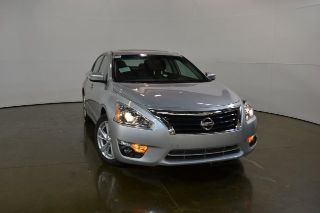 Used 2015 Nissan Altima SL in London, Kentucky