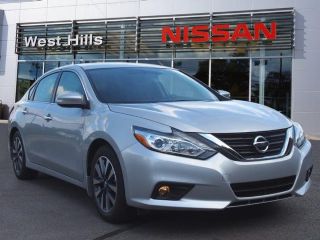 Used 2016 Nissan Altima SV in Coraopolis, Pennsylvania