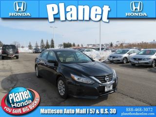 Used 2016 Nissan Altima S in Chicago, Illinois