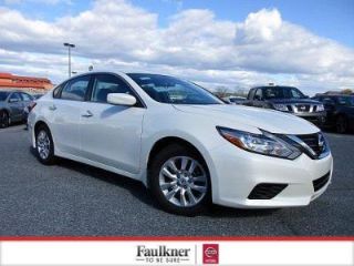 Used 2016 Nissan Altima SV in Harrisburg, Pennsylvania
