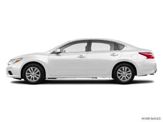 Used 2017 Nissan Altima S in Bowling Green, Kentucky