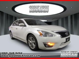 Used 2014 Nissan Altima SL in Great Neck, New York