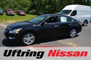 Used 2015 Nissan Altima SV in Peoria, Illinois