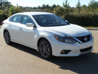 Used 2018 Nissan Altima SR in Jackson, Mississippi