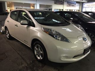 Nissan Leaf SV 2013