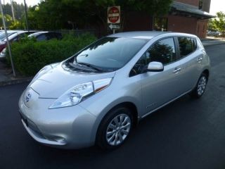 Used 2013 Nissan Leaf S in Milwaukie, Oregon