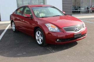 Used 2008 Nissan Altima SE in Fort Wayne, Indiana