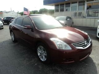 Used 2012 Nissan Altima SR in Hollywood, Florida