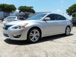 Used 2013 Nissan Altima SL in Roswell, Georgia