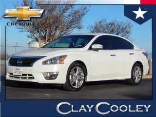 Used 2013 Nissan Altima SV in Irving, Texas