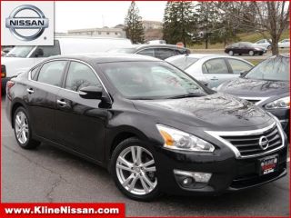 Used 2013 Nissan Altima SL in Maplewood, Minnesota