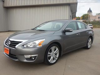 Used 2015 Nissan Altima SL in Pierre, South Dakota