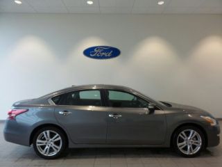 Used 2015 Nissan Altima SL in Marysville, Washington