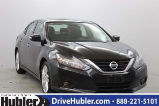 Used 2016 Nissan Altima SL in Indianapolis, Indiana