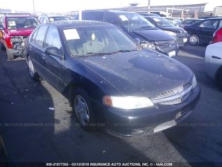 Used 2001 Nissan Altima XE in Seattle, Washington