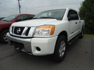 Used 2015 Nissan Titan S in Dexter, Missouri