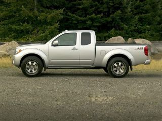 Used 2017 Nissan Frontier SV in Bloomington, Illinois