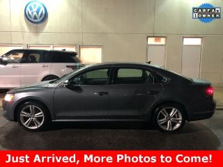 Used 2015 Volkswagen Passat SE in Naperville, Illinois
