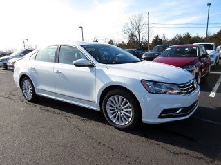 Used 2017 Volkswagen Passat SE in Flemington, New Jersey