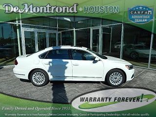 Used 2017 Volkswagen Passat SE in Houston, Texas