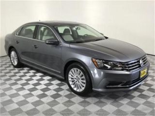 Used 2017 Volkswagen Passat SE in Elgin, Illinois