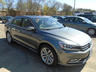 Used 2016 Volkswagen Passat SEL in Wellesley, Massachusetts