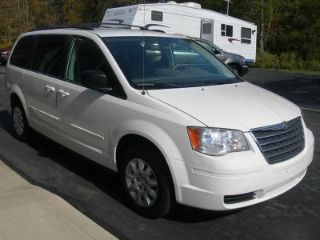 Used 2010 Chrysler Town & Country LX in North Dartmouth, Massachusetts
