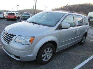 Used 2010 Chrysler Town & Country Touring in Staunton, Virginia